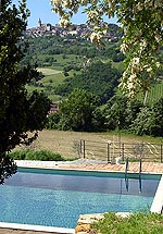 Swimming pool with open views of Todi